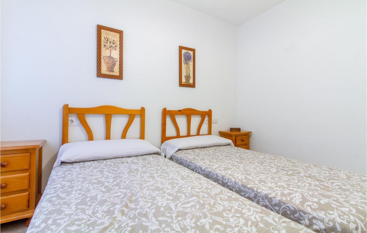 Awesome Apartment In Santa Pola With Kitchenette 外观 照片